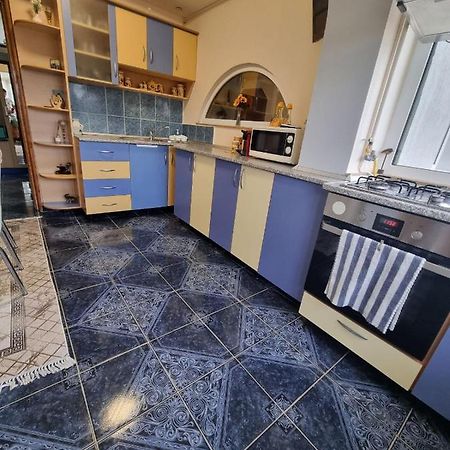 Emily Residence Curtea de Argeş Eksteriør bilde